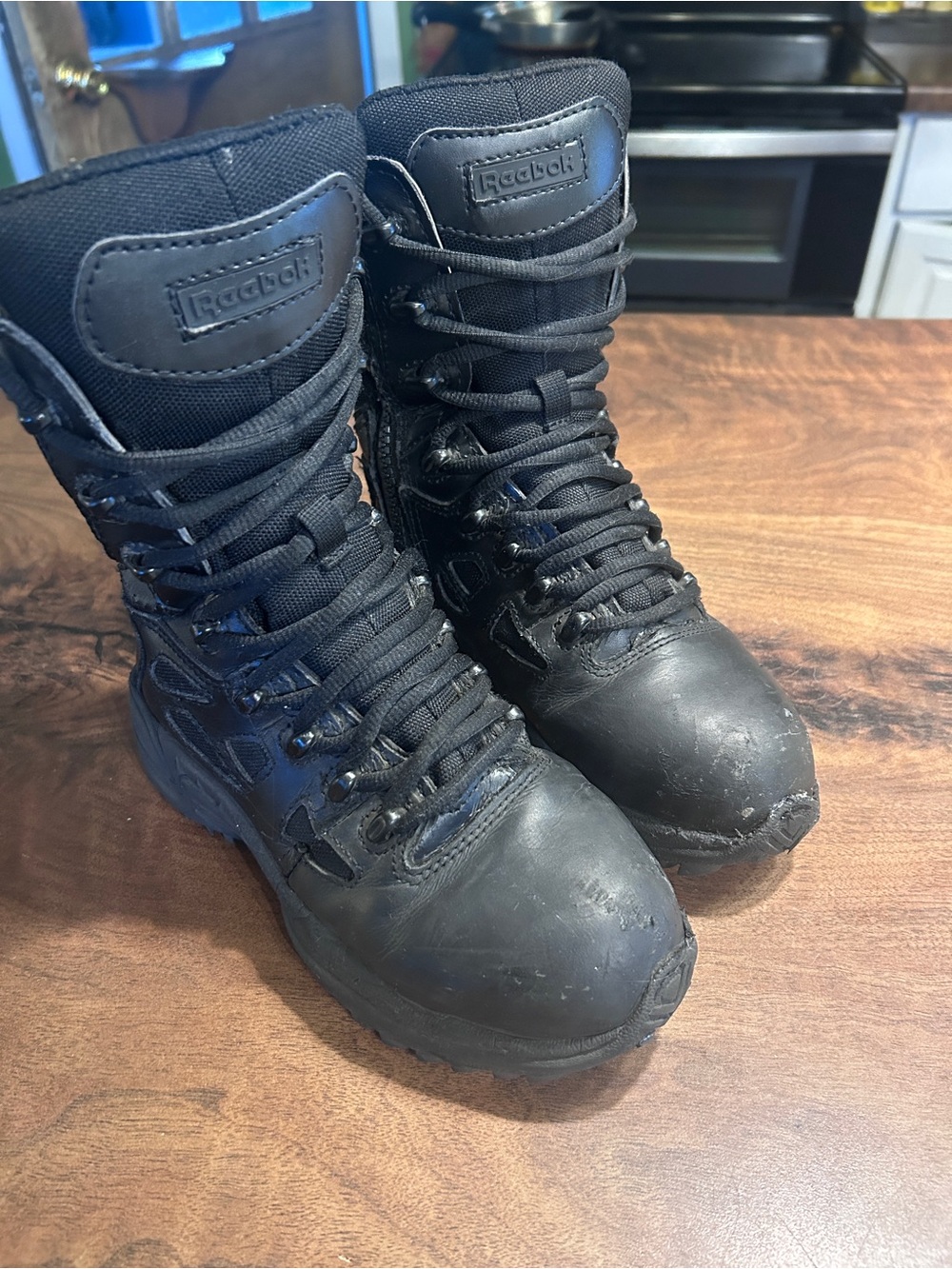 Reebok 8" Rapid Response Leather Side Zip Composite Toe Boots